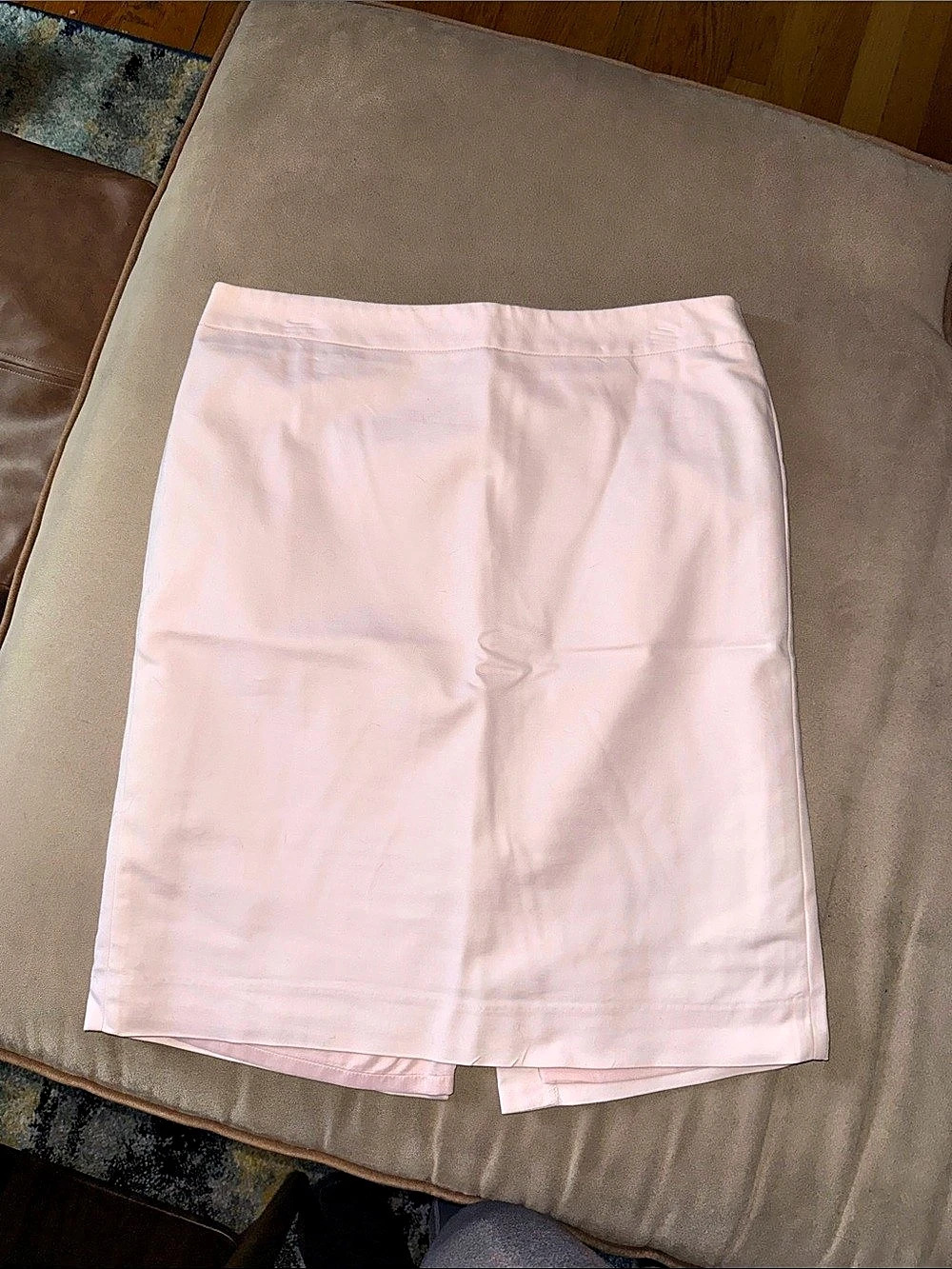 Liz Claiborne Pink Mini Skirt Size 8 Like New